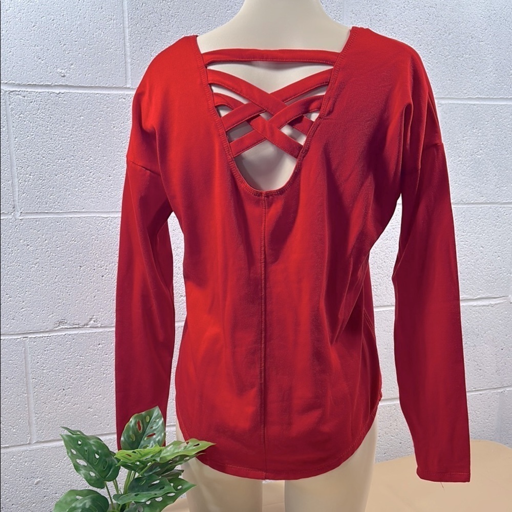 Red ACX Crisscross Back Women's Top​​​​